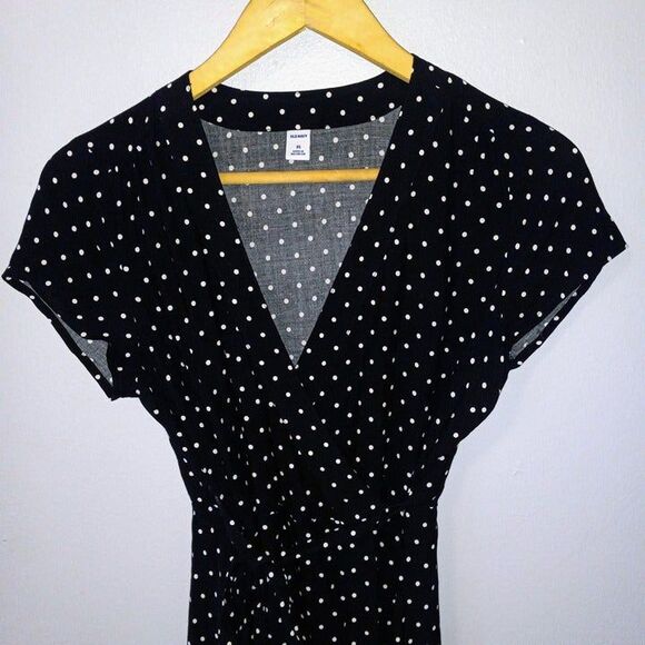 Old Navy Polka Dot Woven Wrap Dress-Size XS-Flutter Sleeve-V-Neck-Unlined - Picture 3 of 9